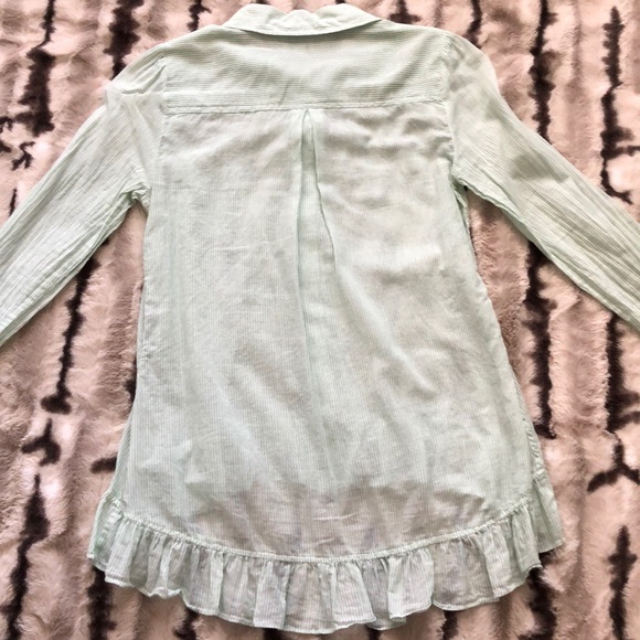 Odille Ruffle-hem button-down blouse - Picture 4 of 7